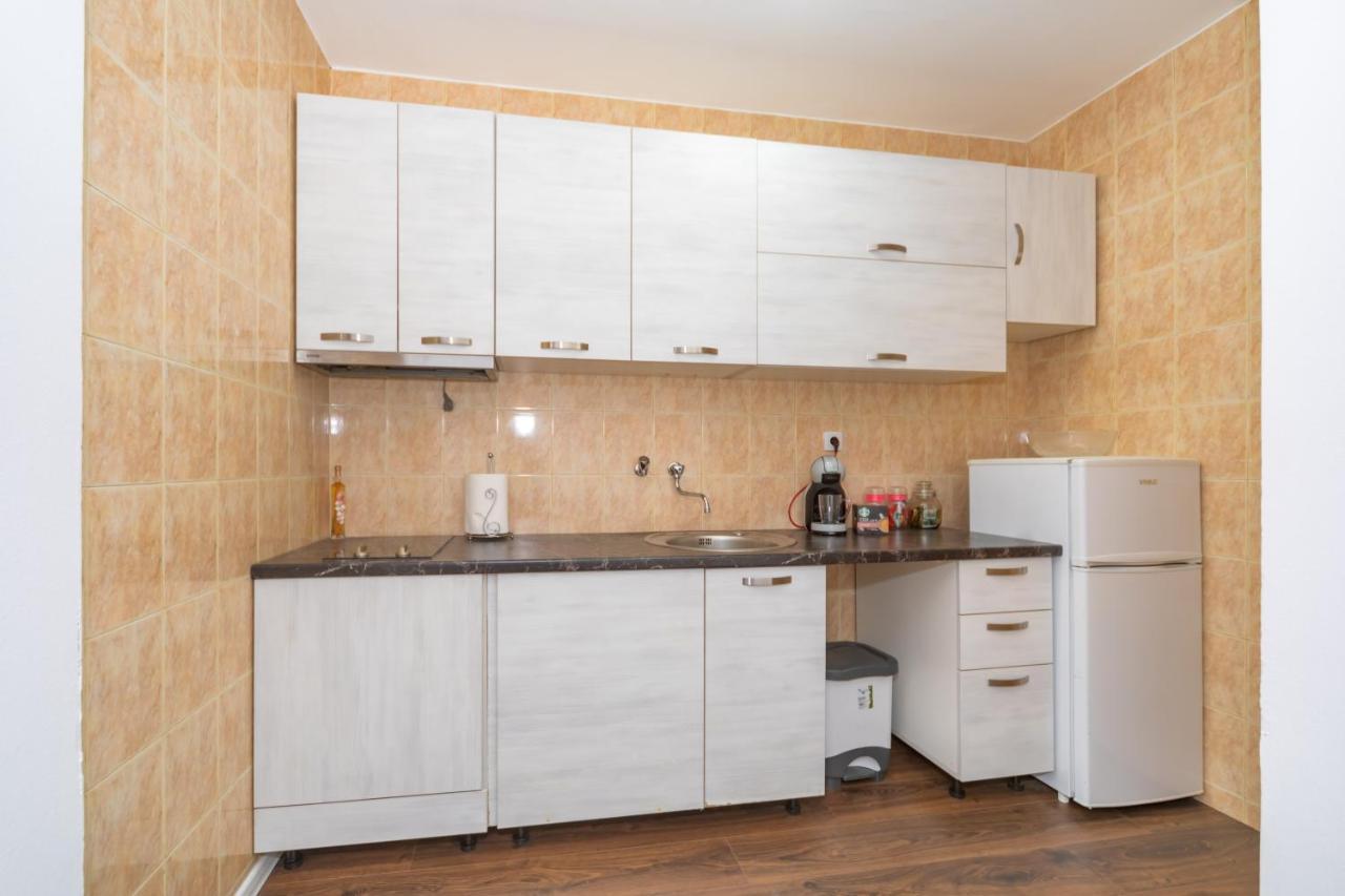 Aloha Apartman Bar Bagian luar foto